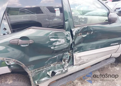 2002 Ford Escape Xlt из США, поврежденный, VIN 1FMYU03152KA93192